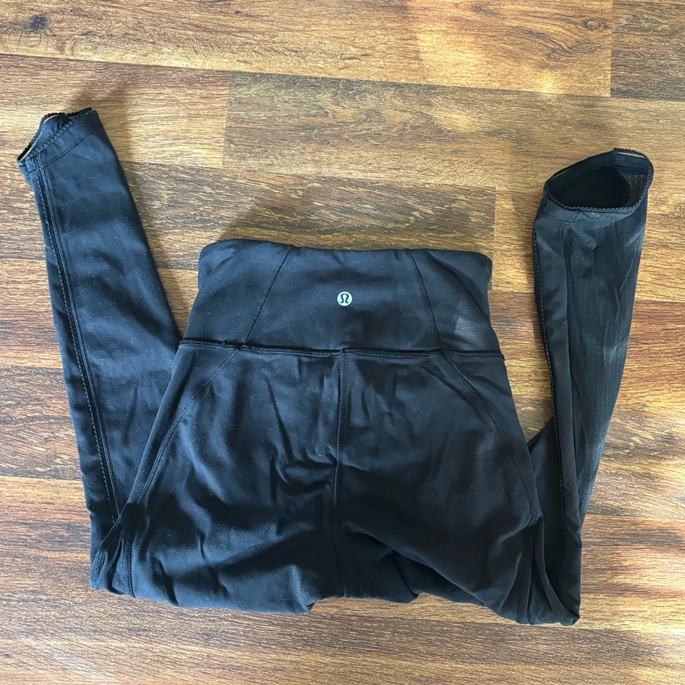 Lululemon Black cropped Leggings Capri Size 2